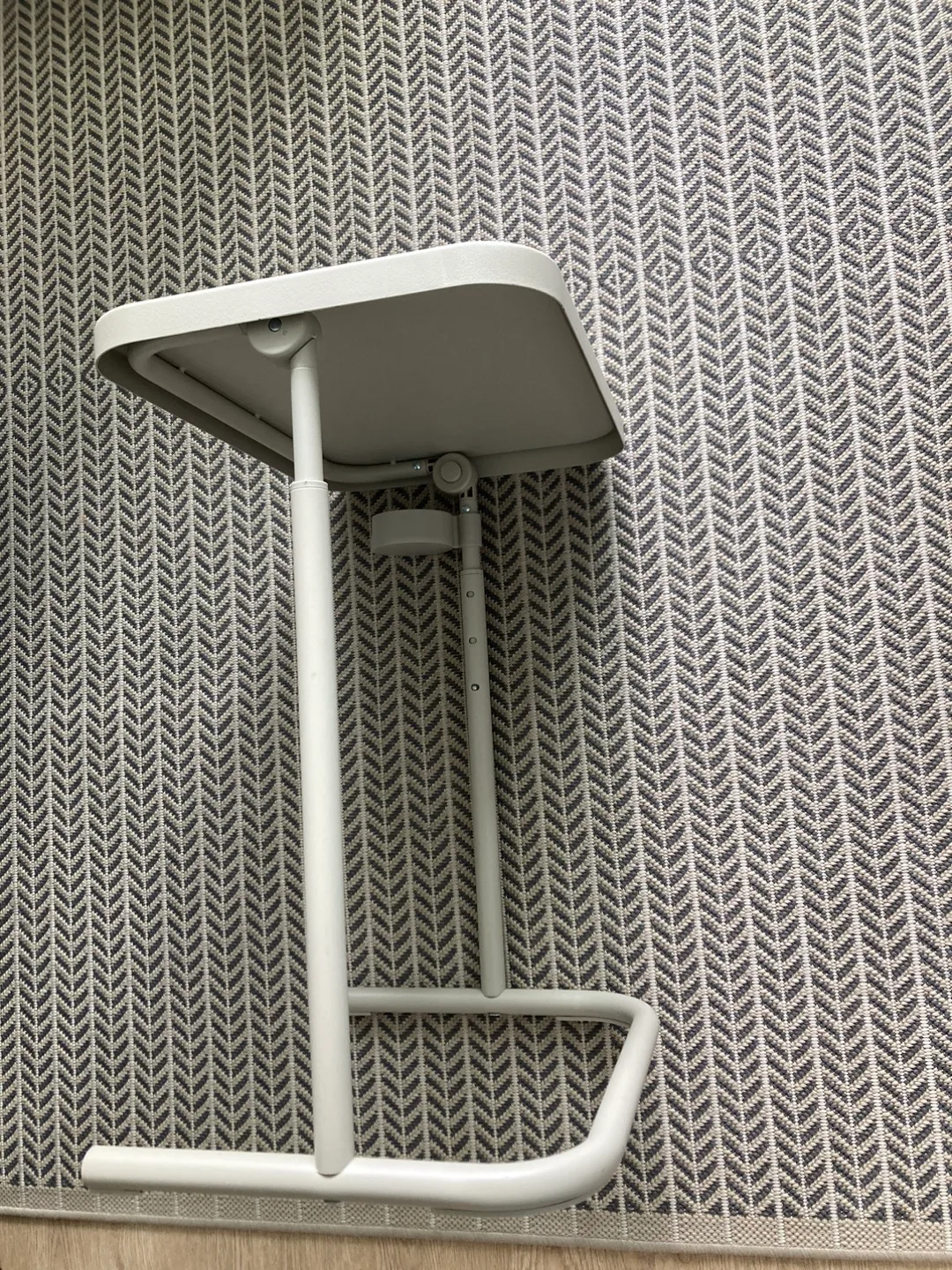 IKEA Bedside table/adjustable Laptop stand image indicator(4)