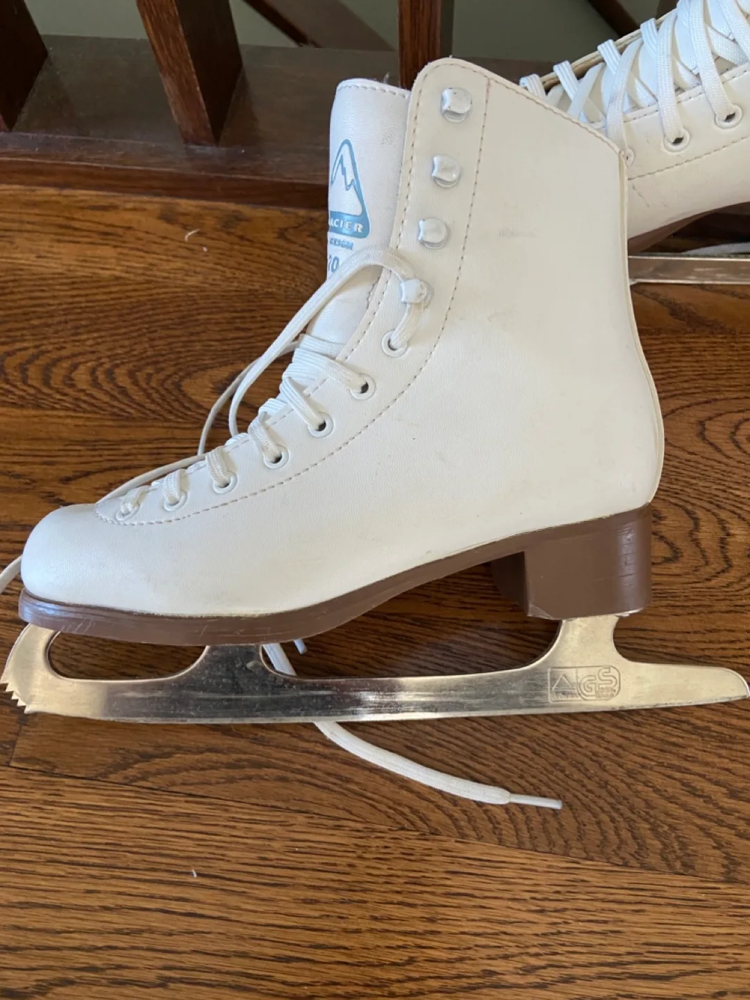 Glacier by Jackson Ice Skates - Size 5 thumbnail