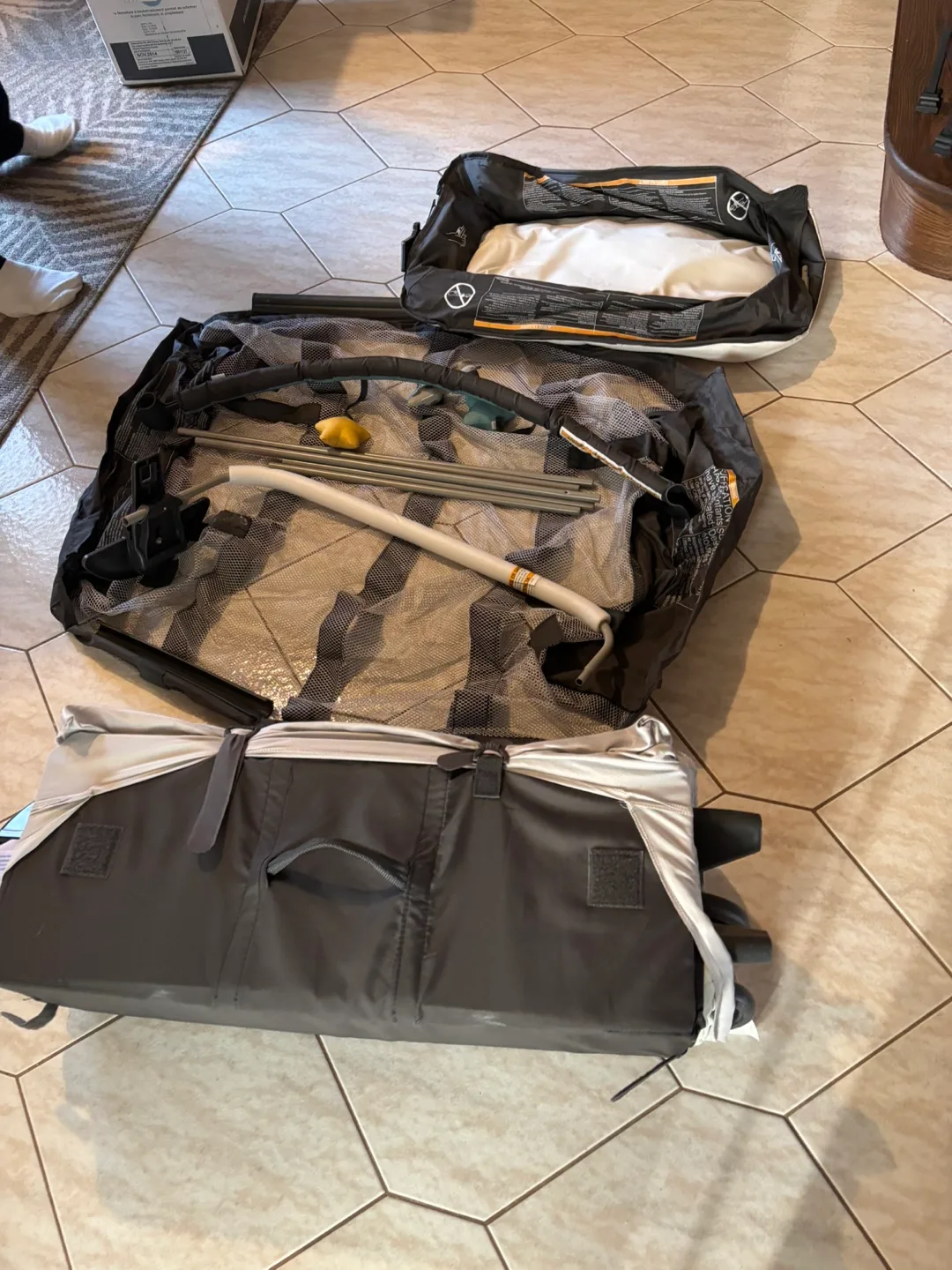 Graco Pack 'n Play Portable Playard image indicator(5)