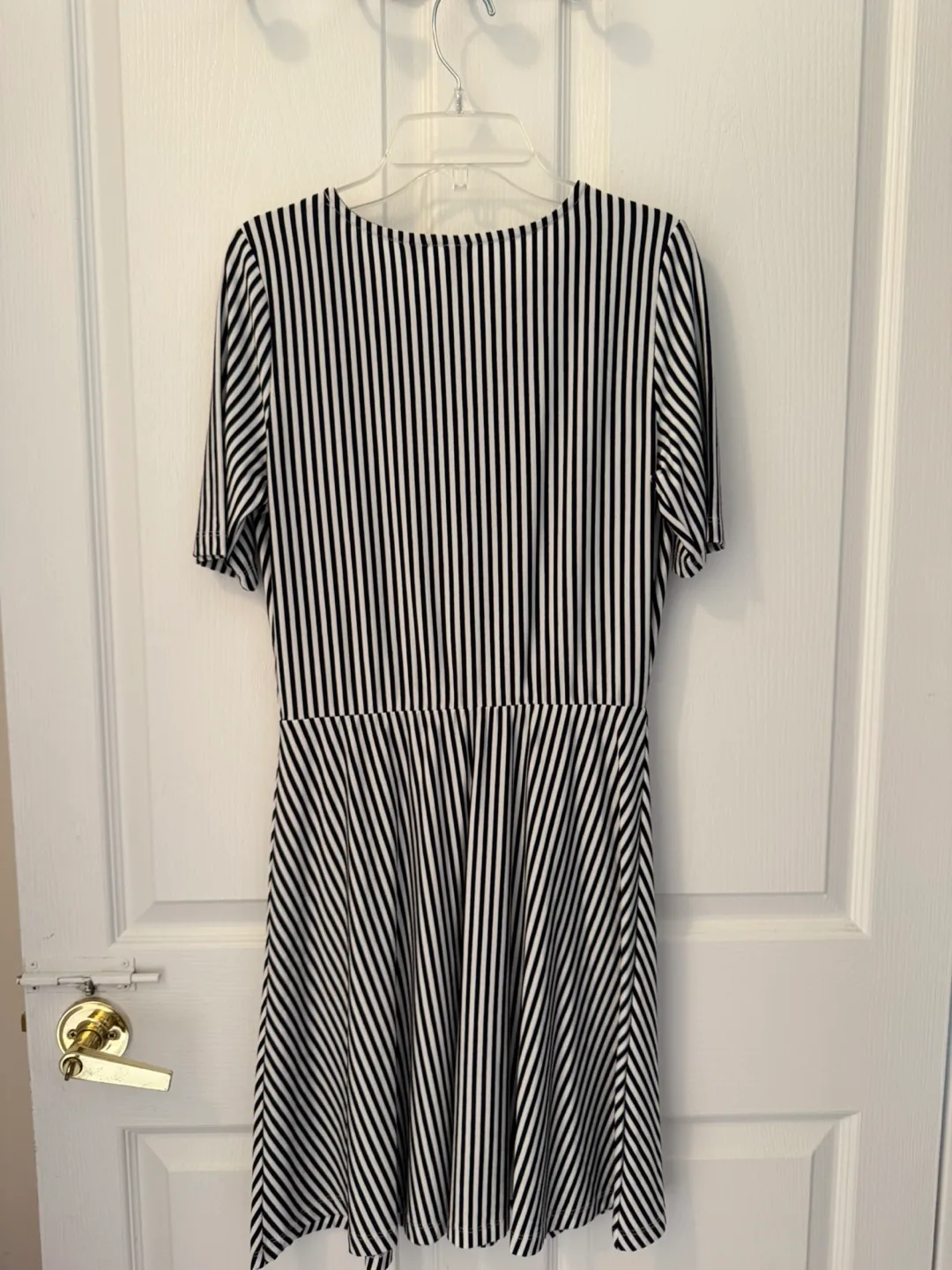 VERO MODA Striped Dress - Size XS (Excellent condition) image indicator(4)