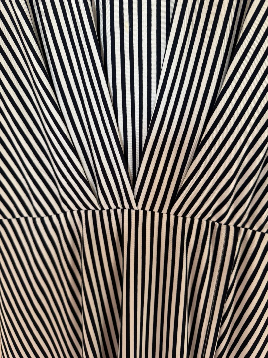 VERO MODA Striped Dress - Size XS (Excellent condition) image indicator(5)