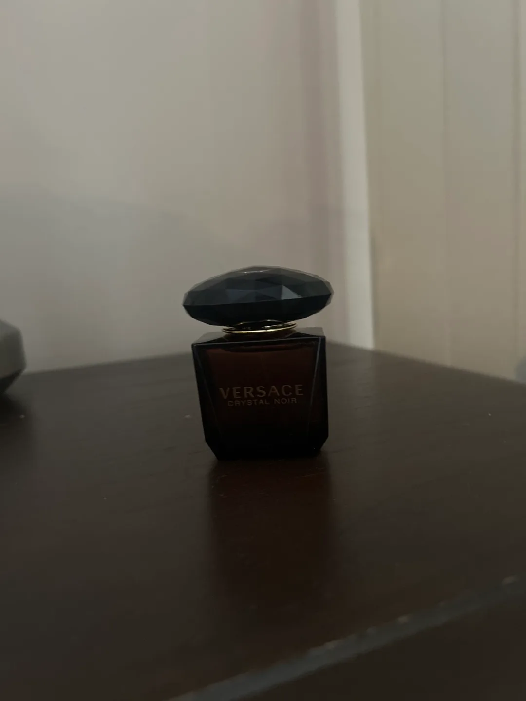 Versace Crystal Noir Eau de Toilette 30ml thumbnail
