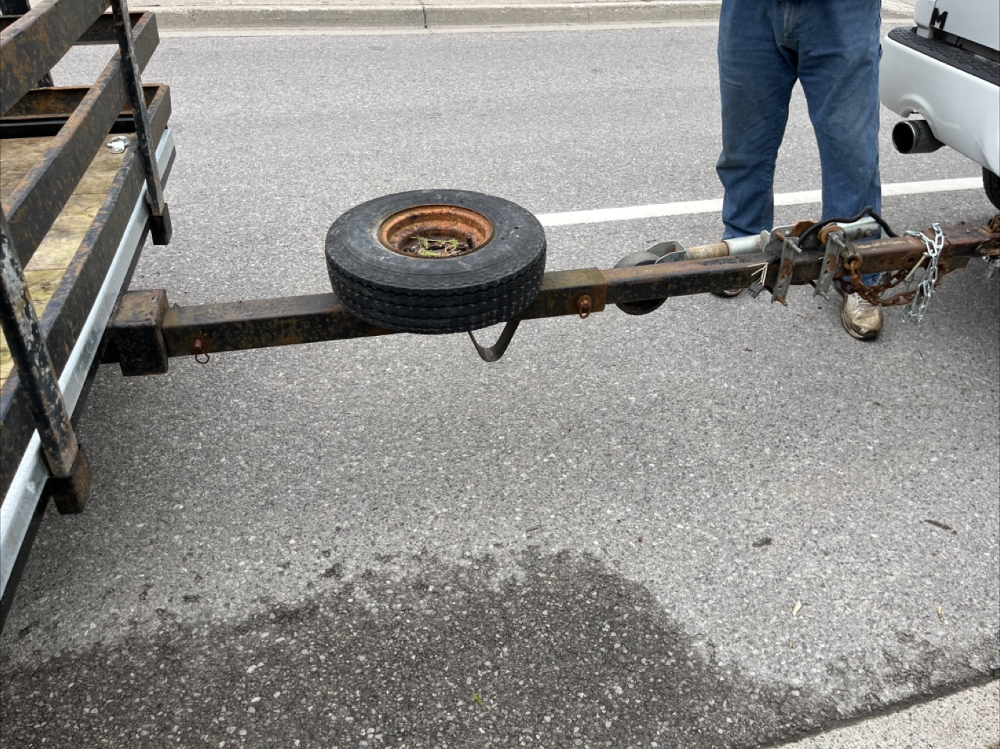 Used Utility Trailer 8 ft x 6 ft with tilting deck - photo 5