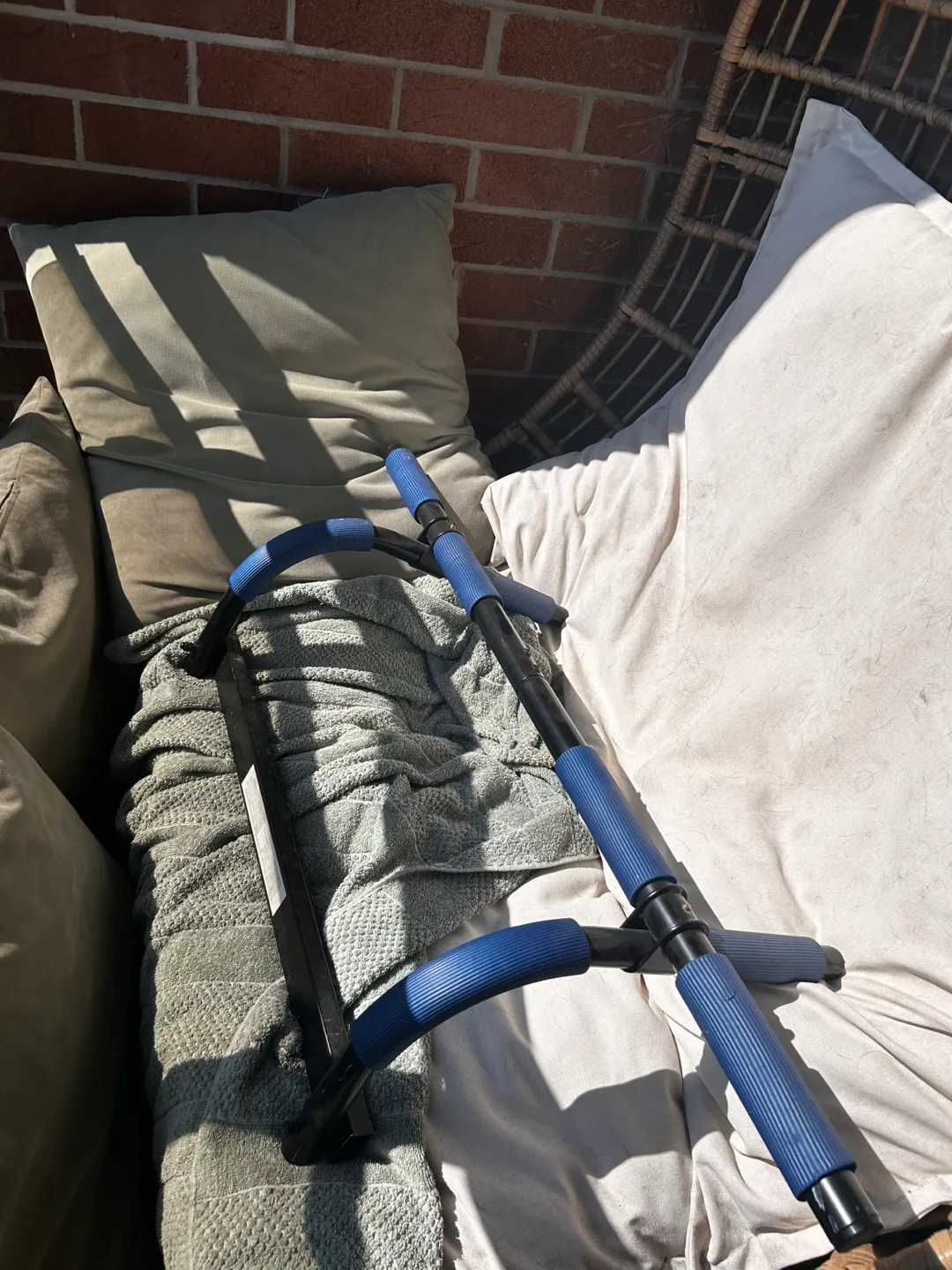 Pull-Up Bar thumbnail