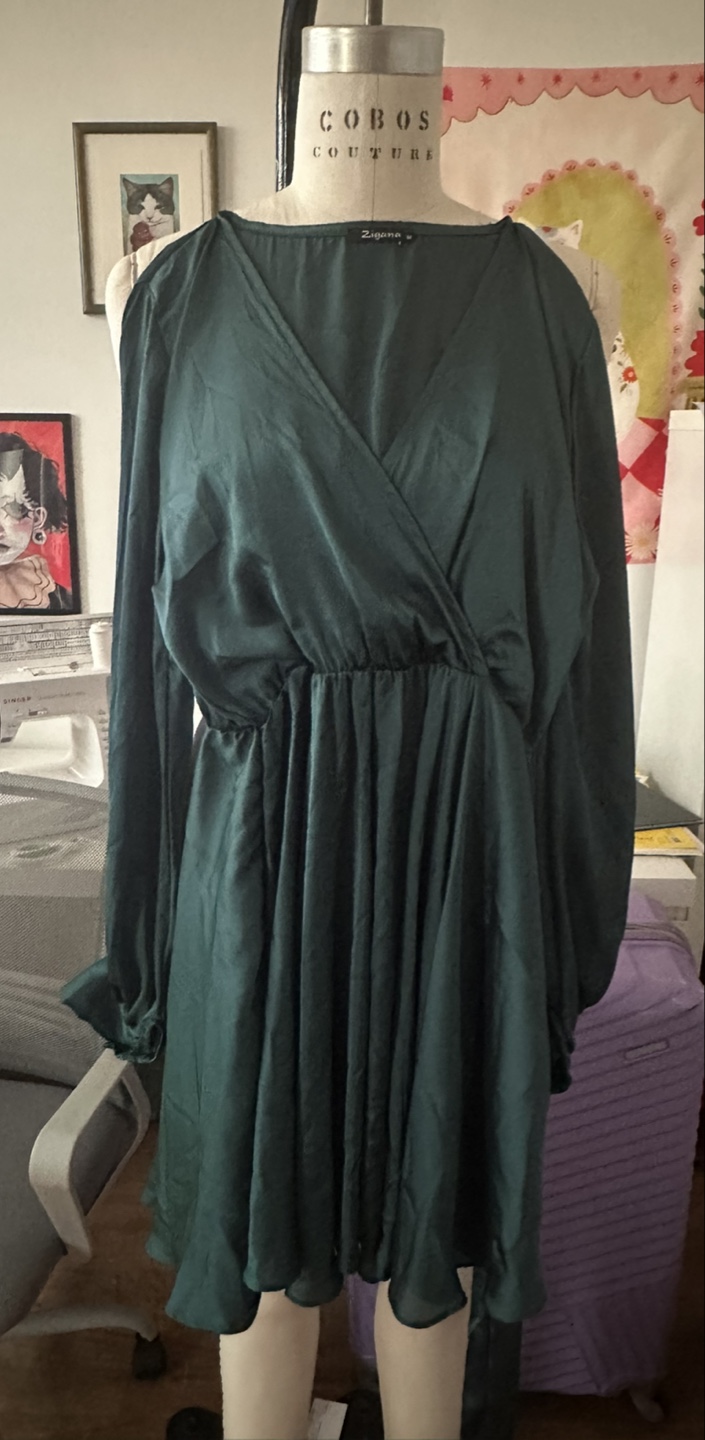 V Neck Cross Green Dress - photo 2