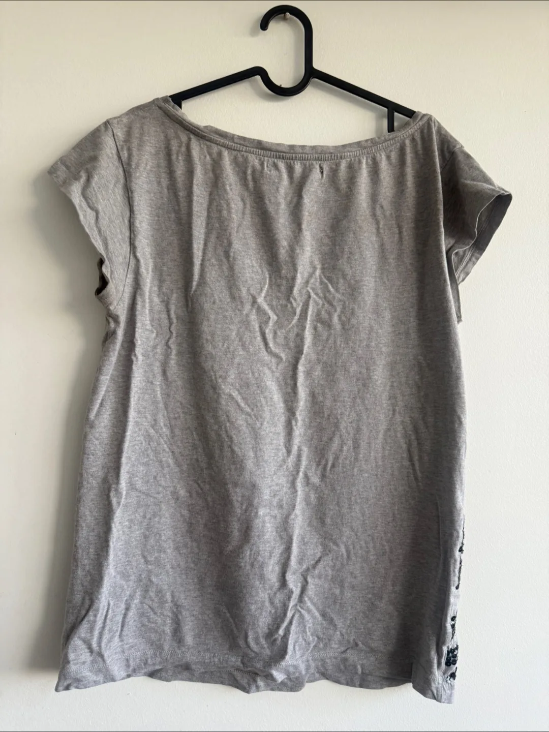 French Connection Grey Graphic  Tee 🇨🇦 image indicator(2)