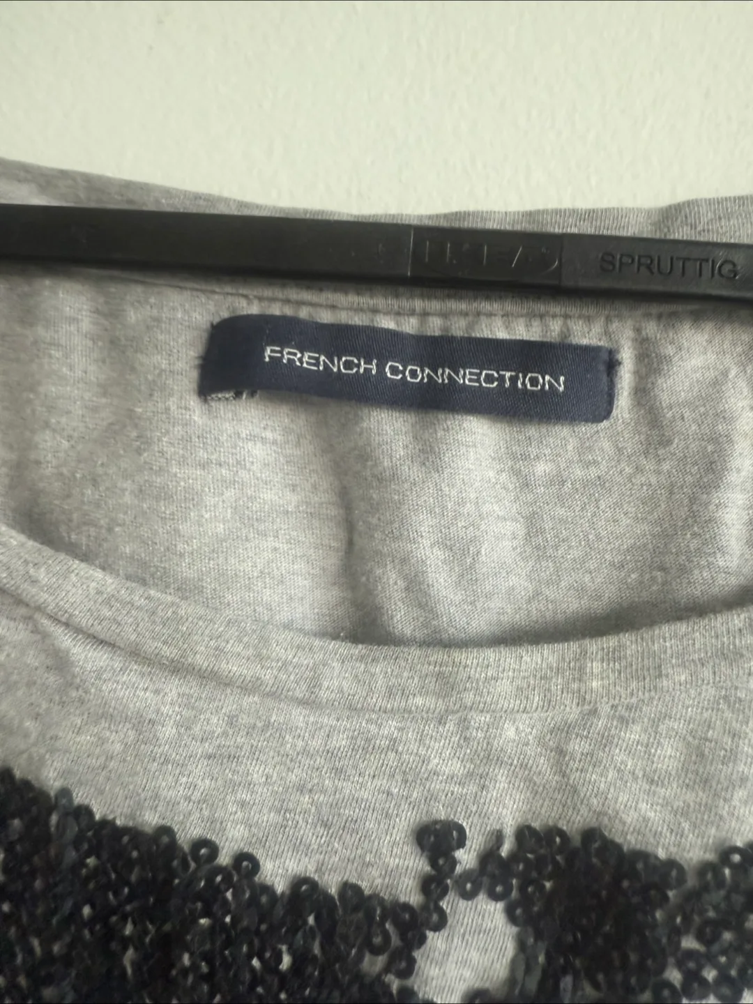 French Connection Grey Graphic  Tee 🇨🇦 image indicator(3)