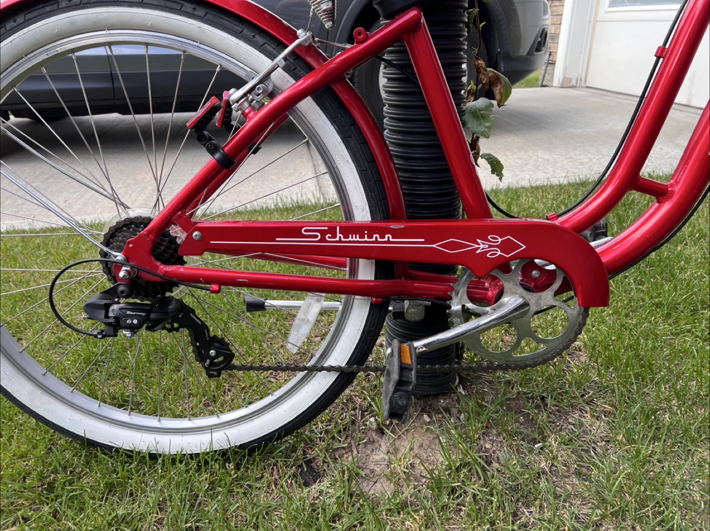 Schwinn Harbour Women's Cruiser Bike - Red - photo 3