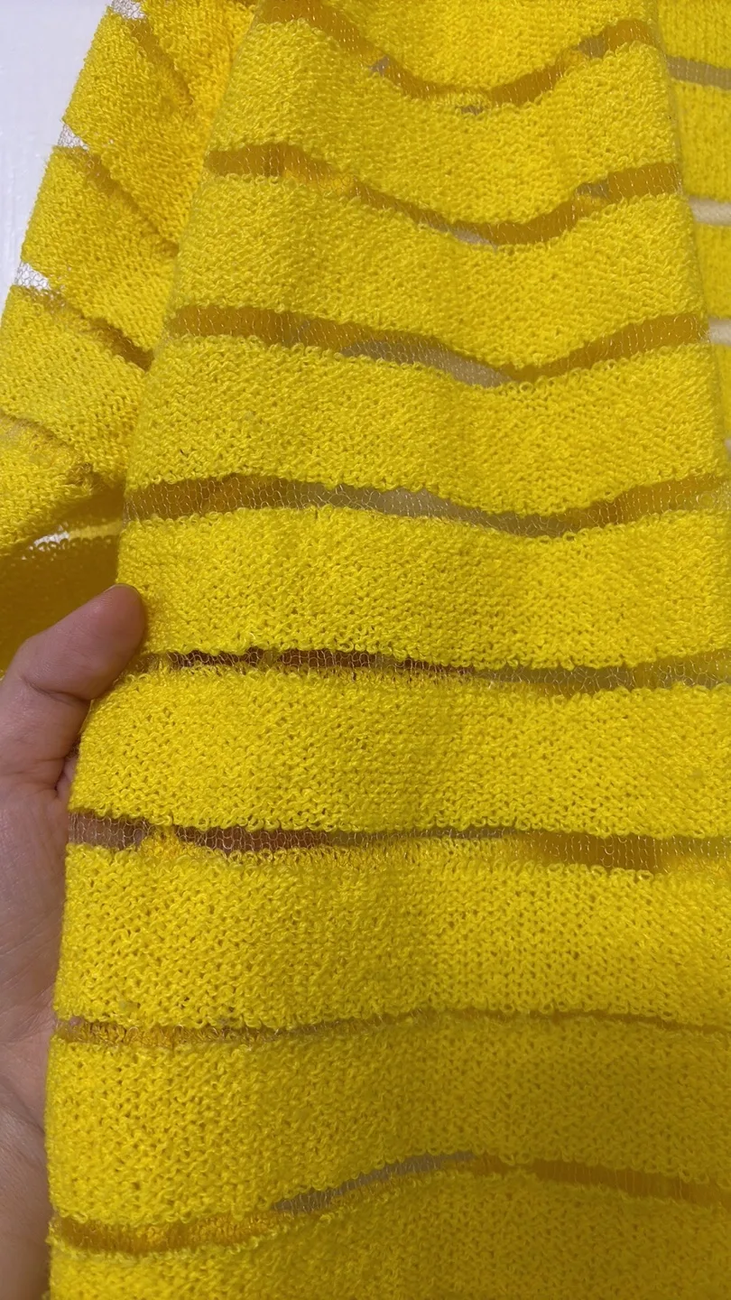 Yellow cardigan sz S image indicator(3)