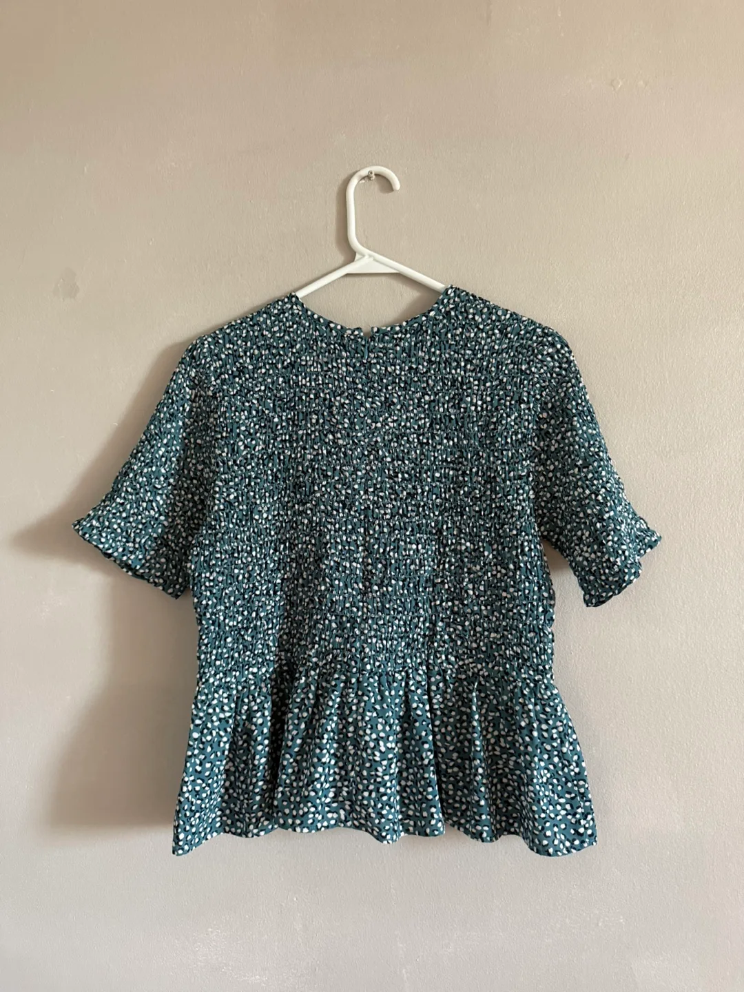 Cute Raffle Top image indicator(6)