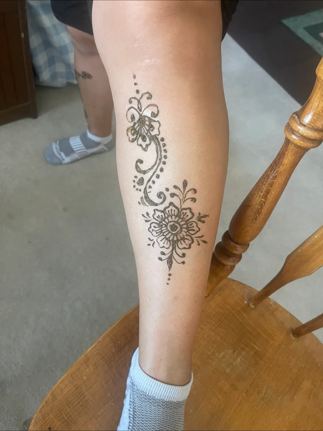 🇨🇦 henna artist is available in ne Calgary image indicator(4)