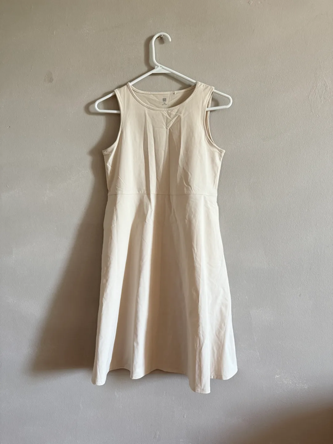 UNIQLO Sleeveless Dress image indicator(6)