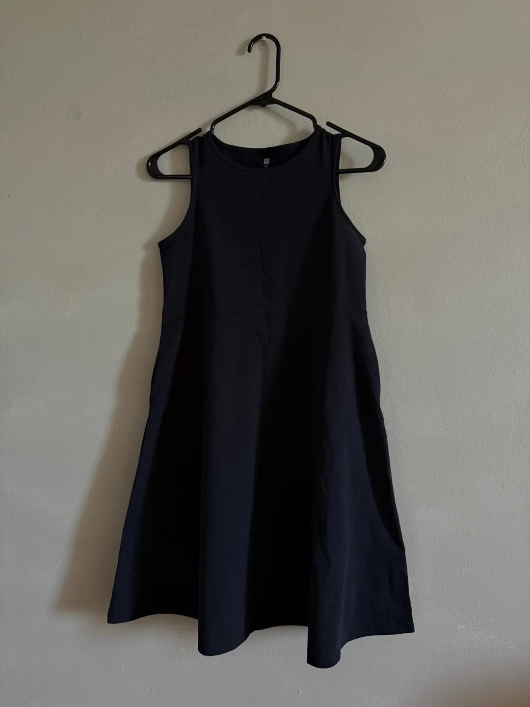 UNIQLO Sleeveless Dress image indicator(2)