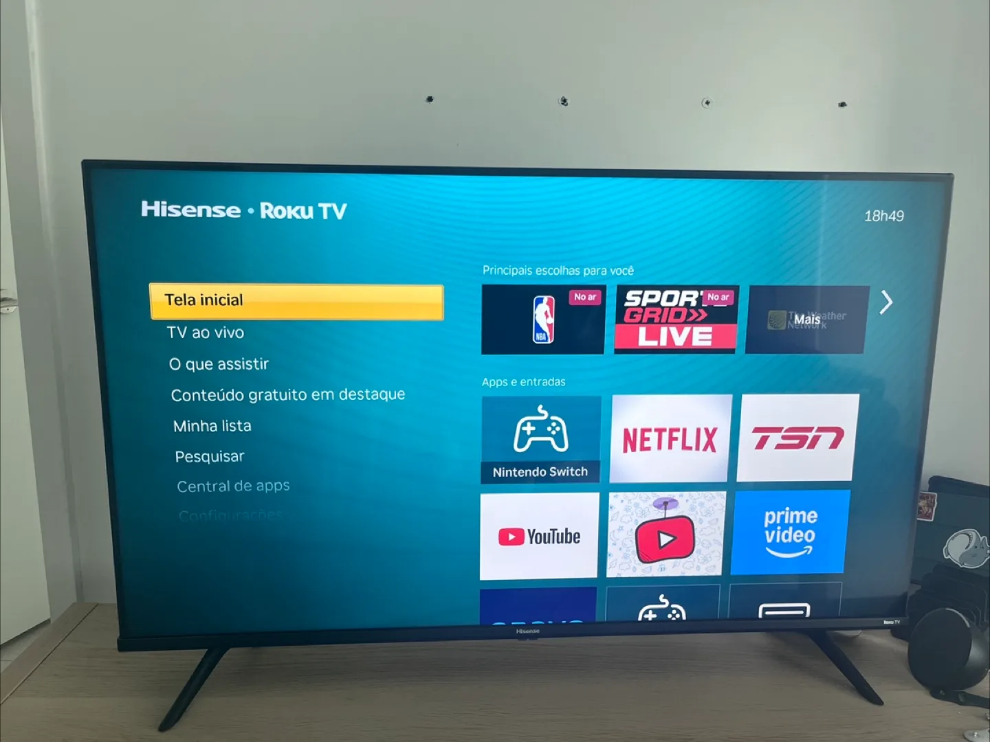 Hisense 43” TV – Full HD LED Smart TV thumbnail