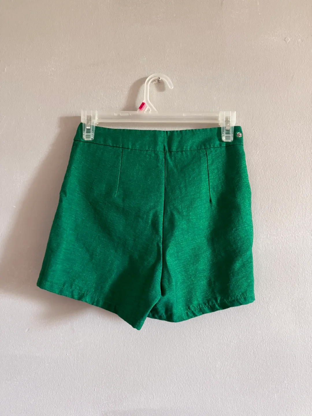 Green Shorts with Belt image indicator(3)
