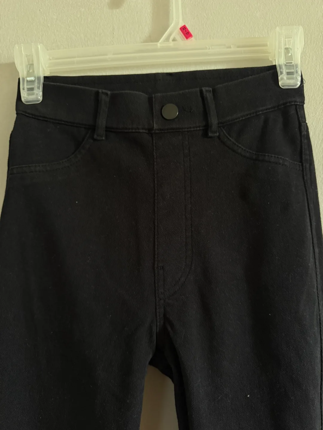 Uniqlo Black Pants image indicator(4)