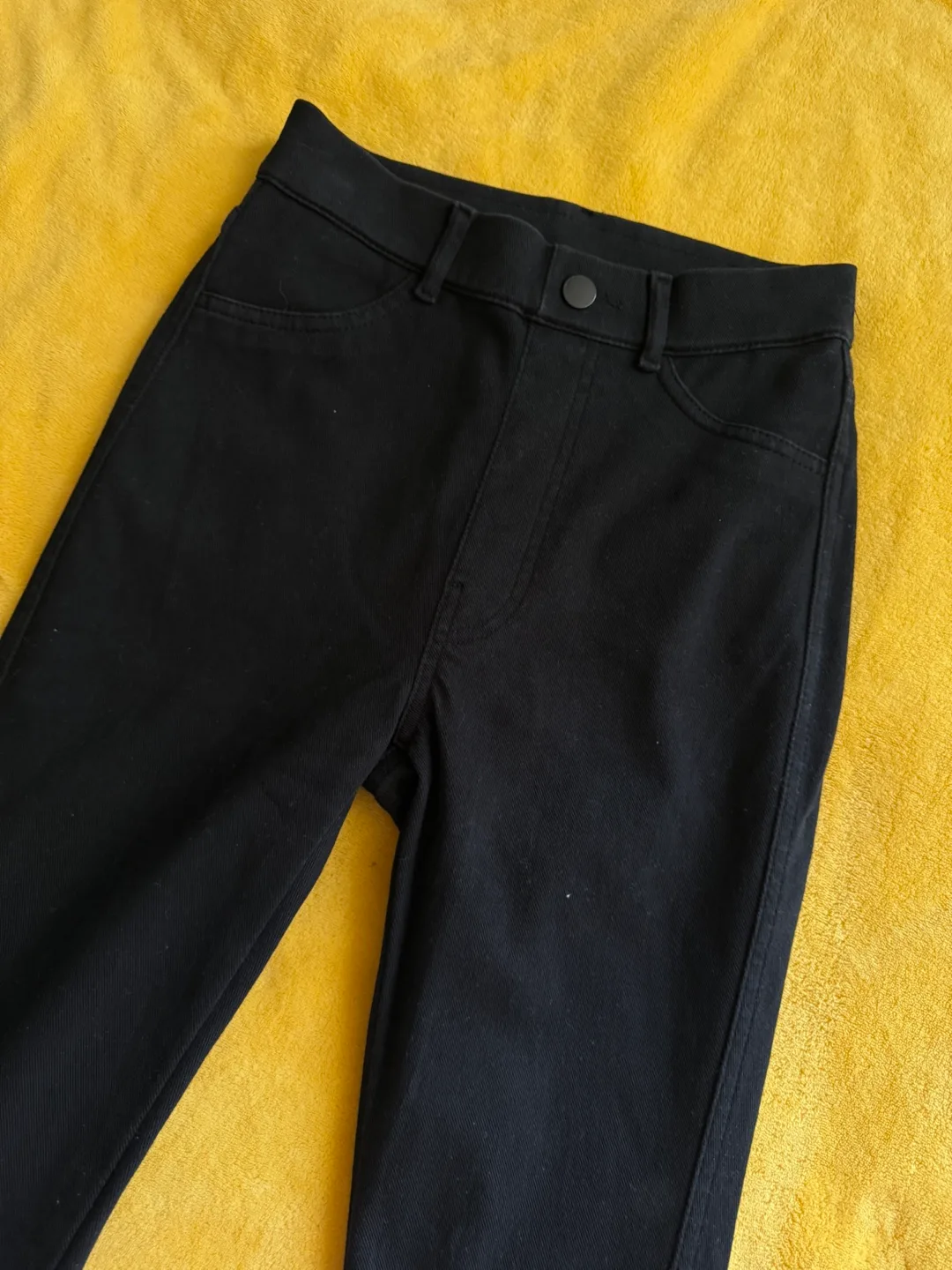 Uniqlo Black Pants thumbnail