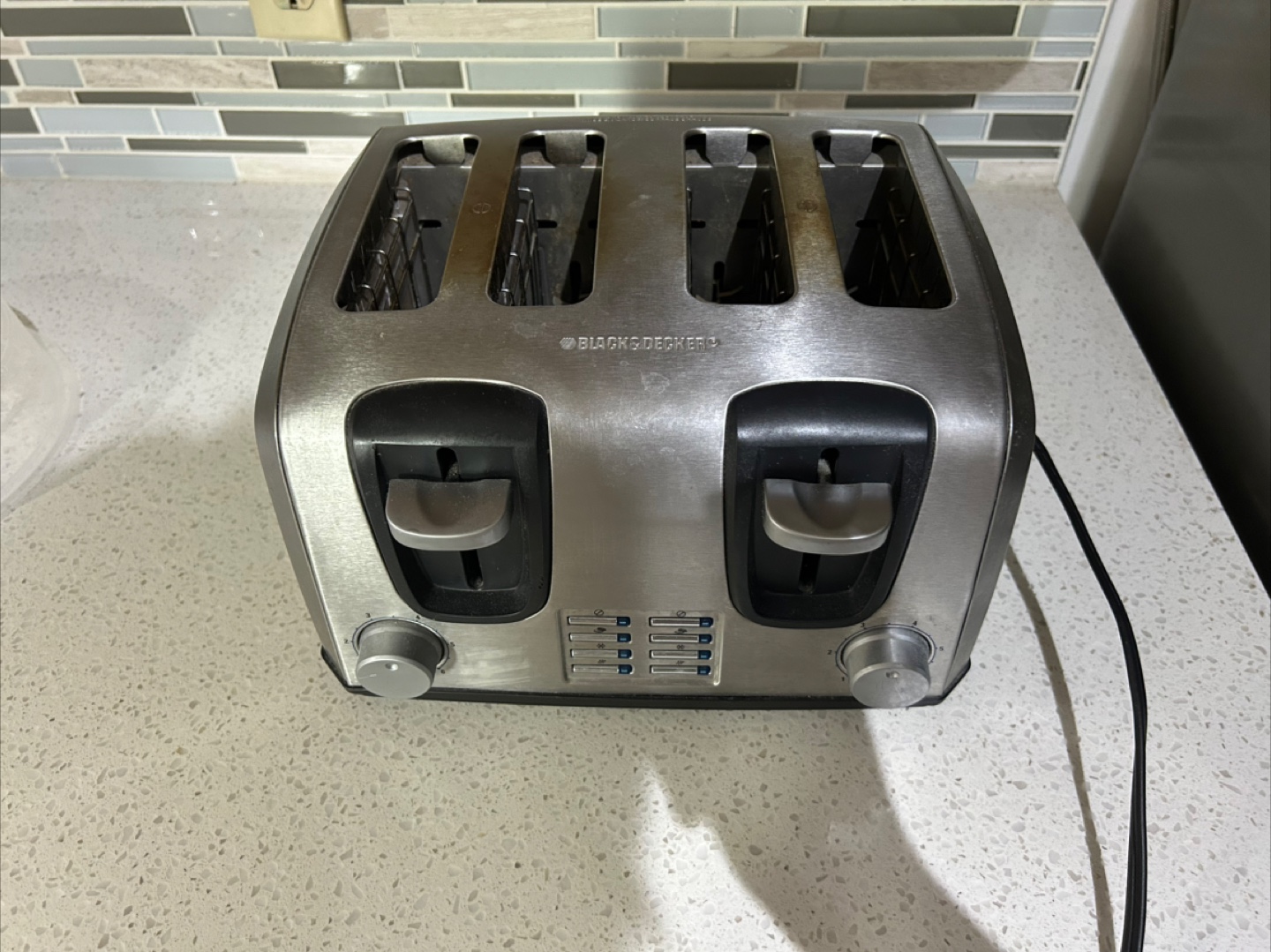 Black+Decker 4-Slice Toaster - photo 2