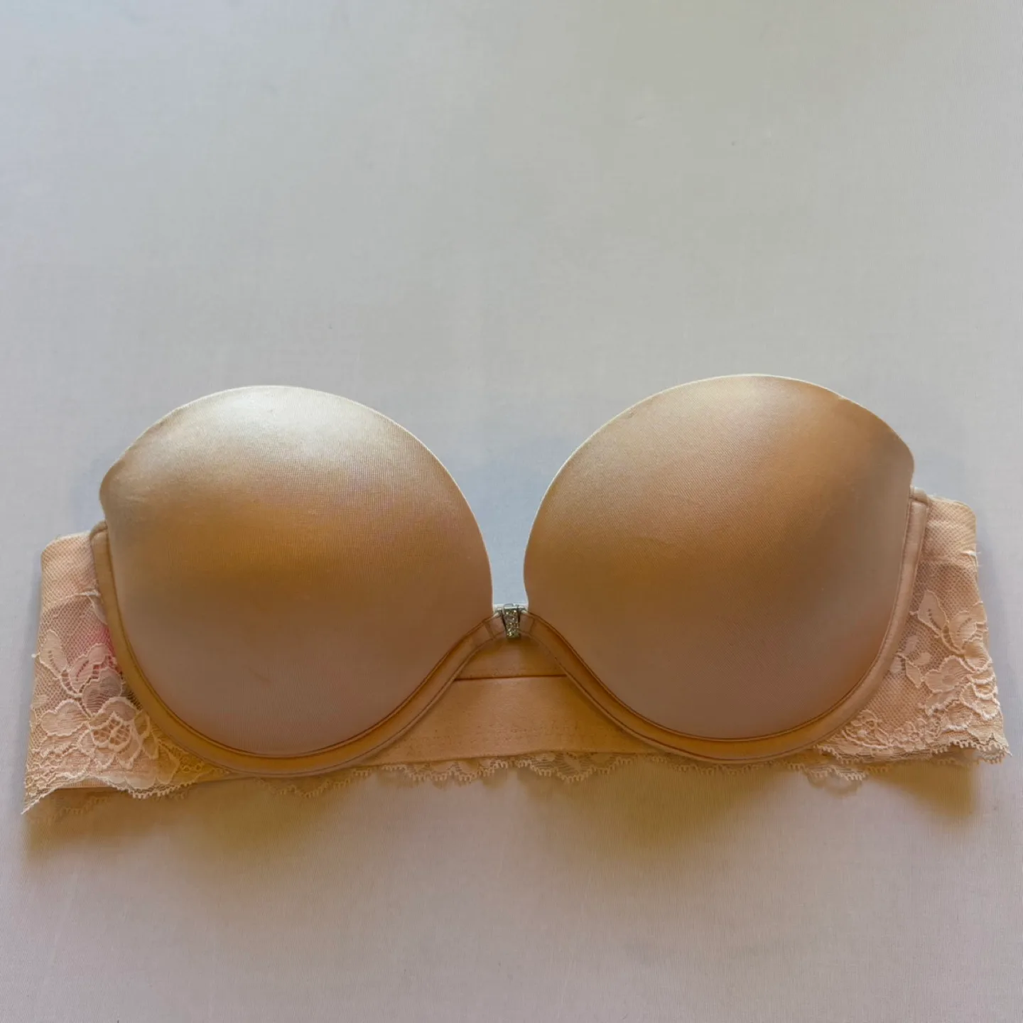 La Senza Beyond Sexy Pink Front Close Lace Strapless Bra Sz 38B thumbnail