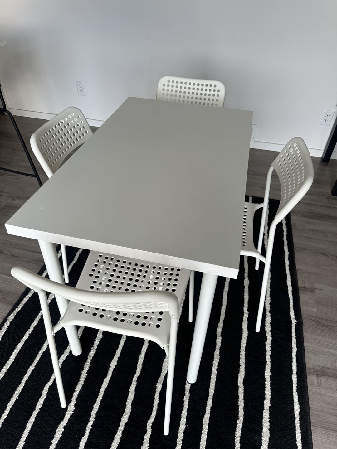 IKEA LINNMON / ADILS Table & ADDE Chairs