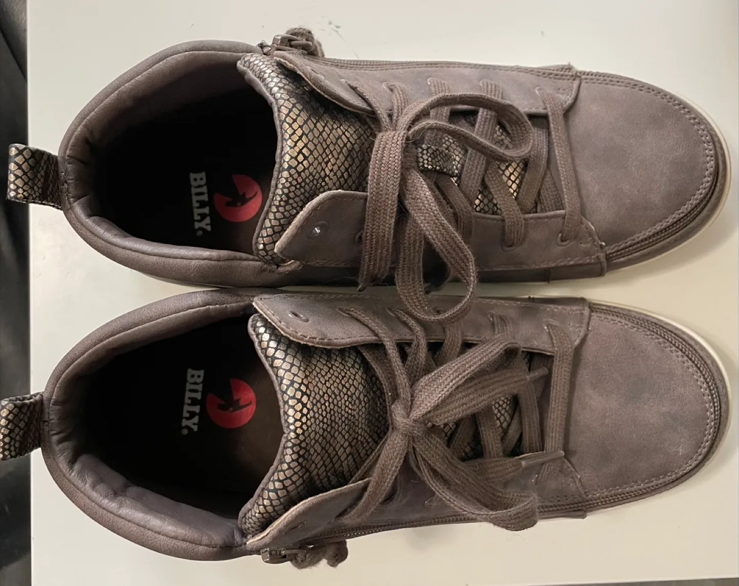 Billy Footwear Mid-Top Sneakers, Size 9.5W thumbnail
