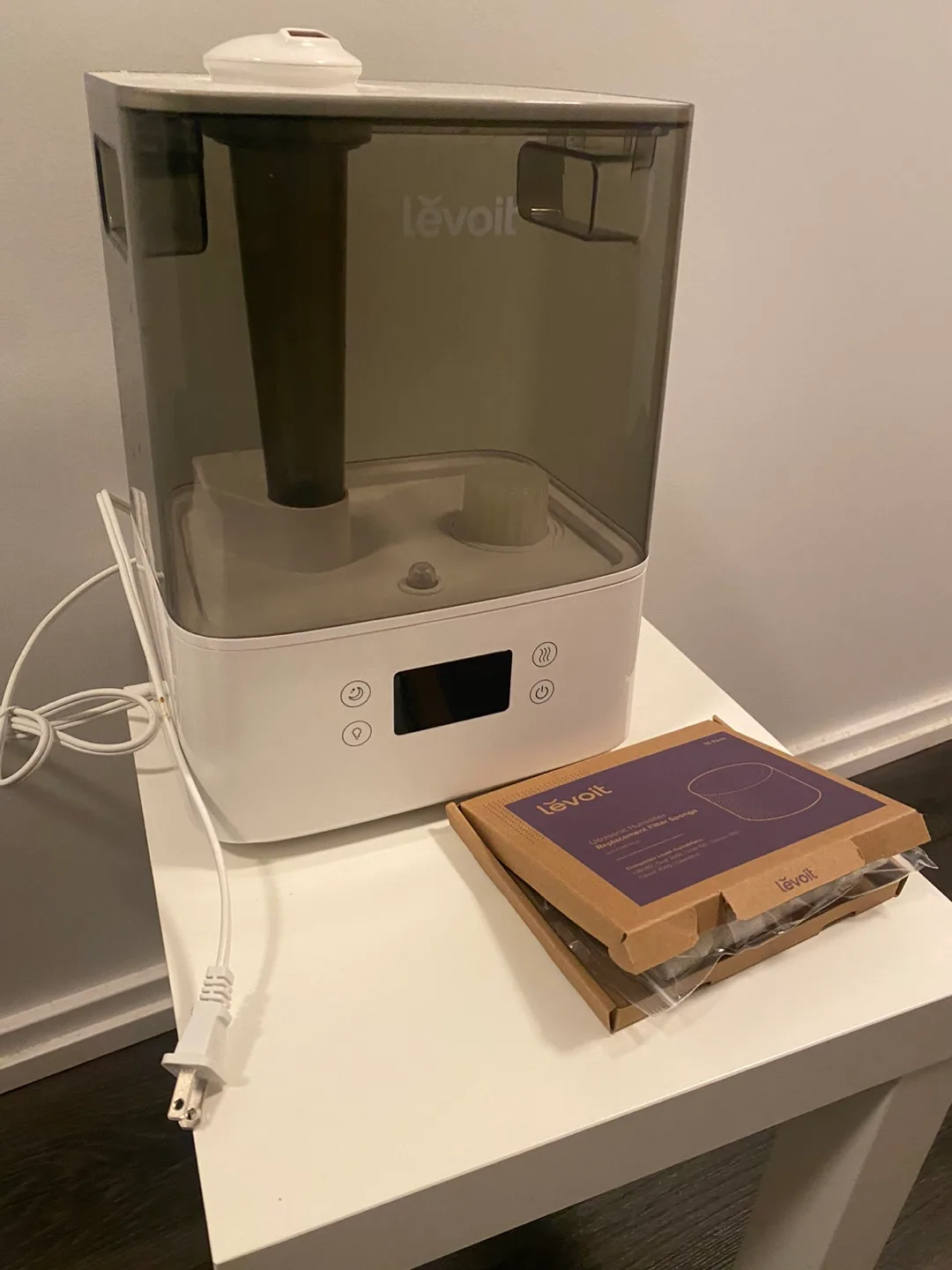 Levoit Smart Humidifier with replacement filters thumbnail