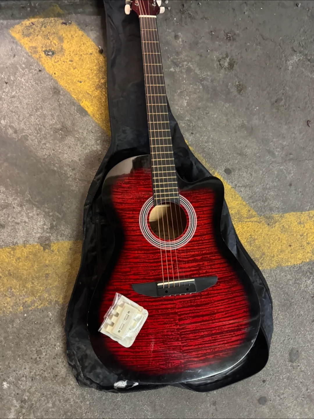 Valencia Acoustic Guitar image indicator(2)