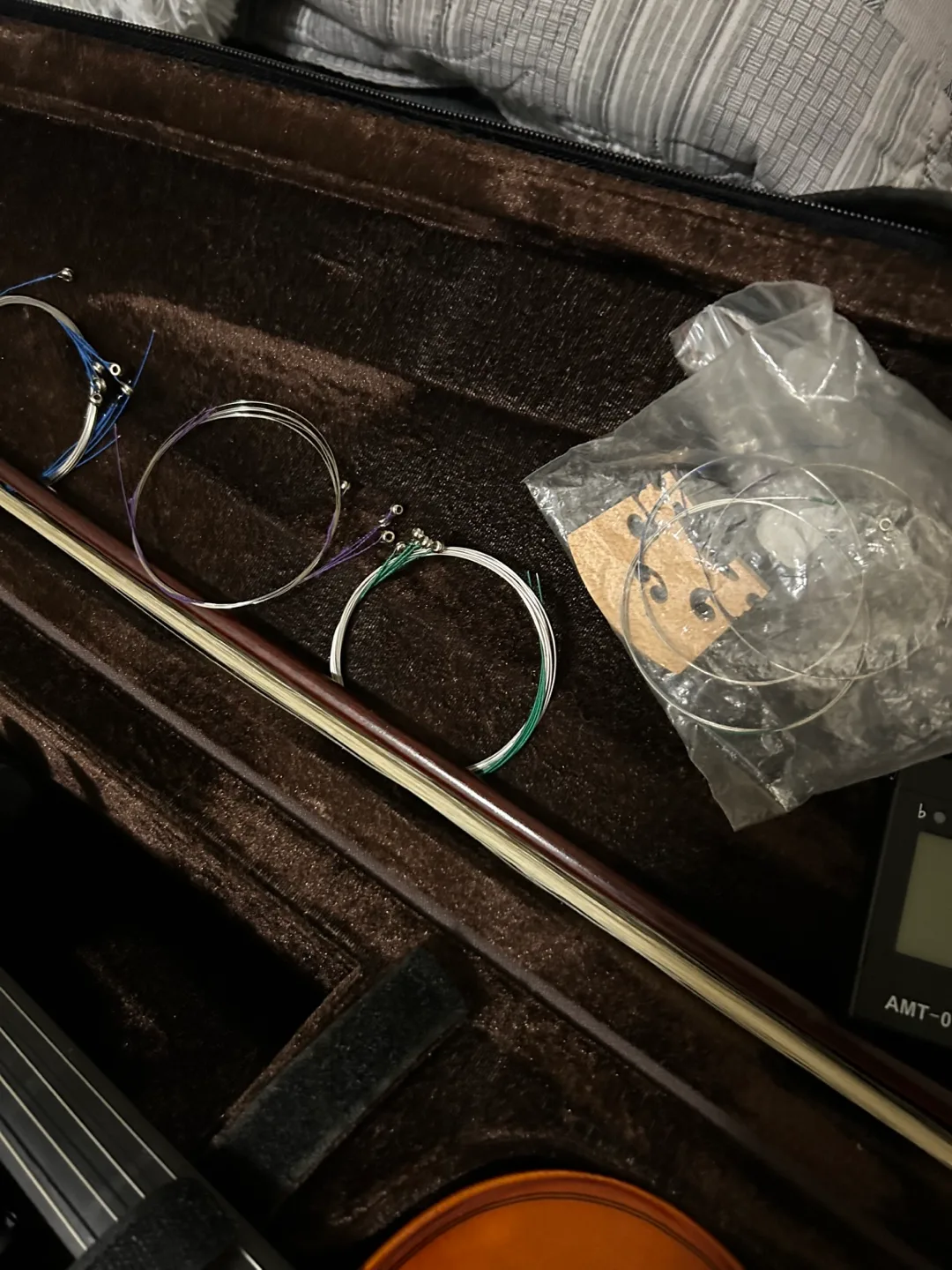 4/4 stentor student violin + accessories image indicator(7)