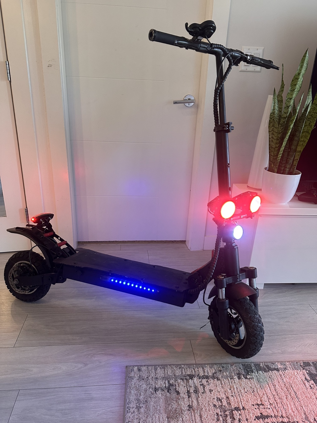 Electric Scooter - photo 4