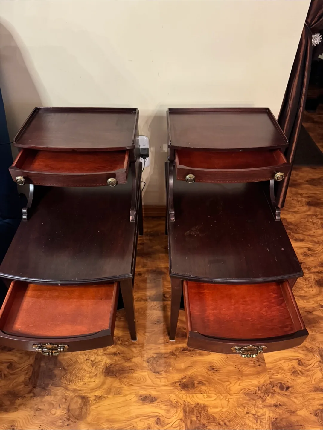 Mersman 7336 End Tables - Pair image indicator(3)