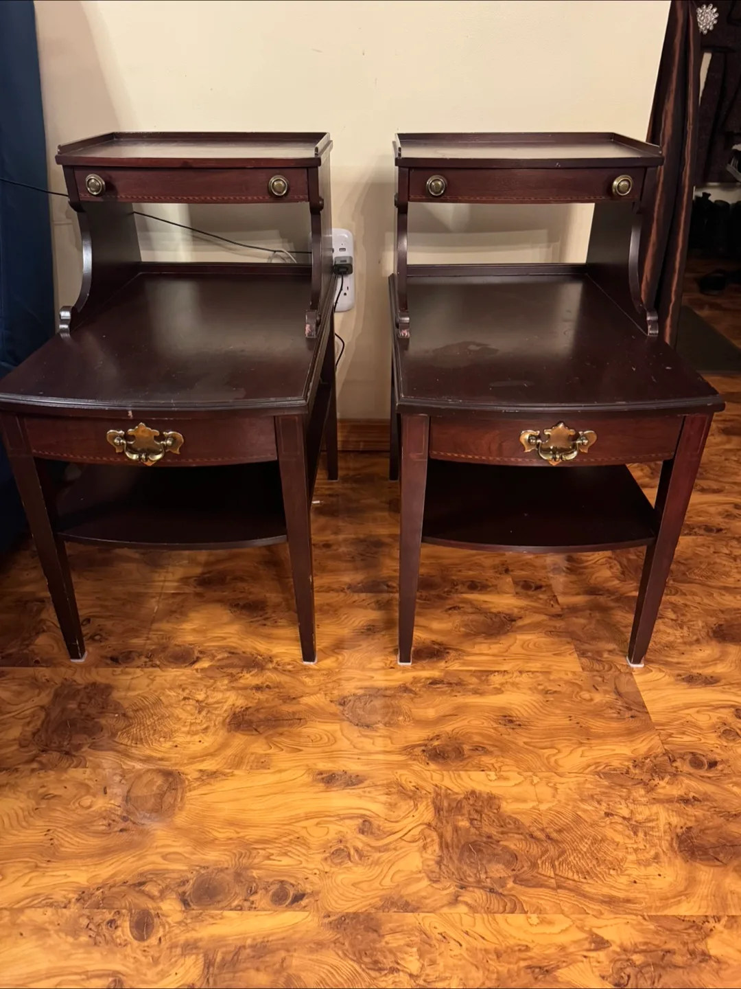 Mersman 7336 End Tables - Pair image indicator(7)