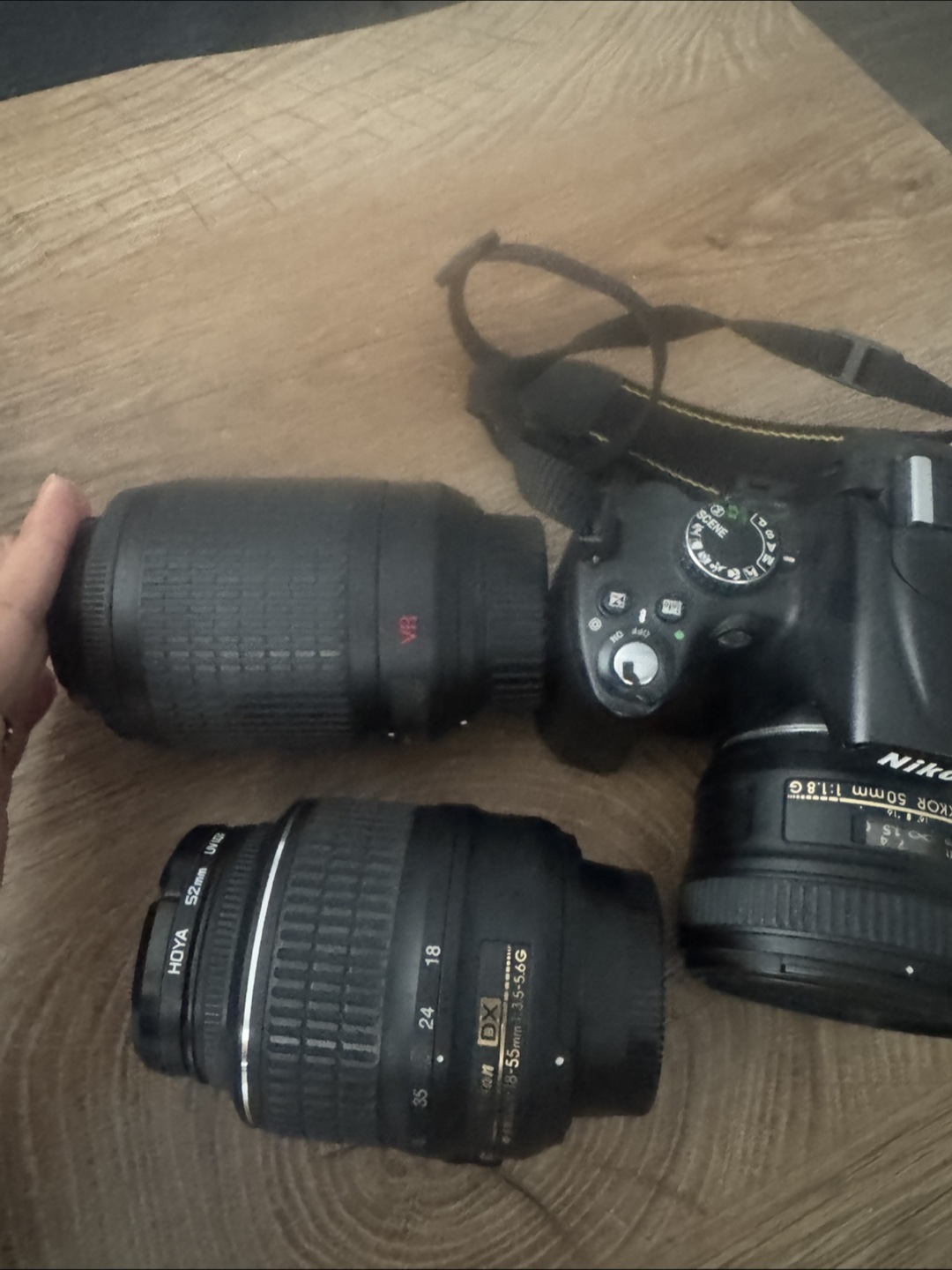 Nikon D5000 DSLR Camera with 2 lenses - photo 3