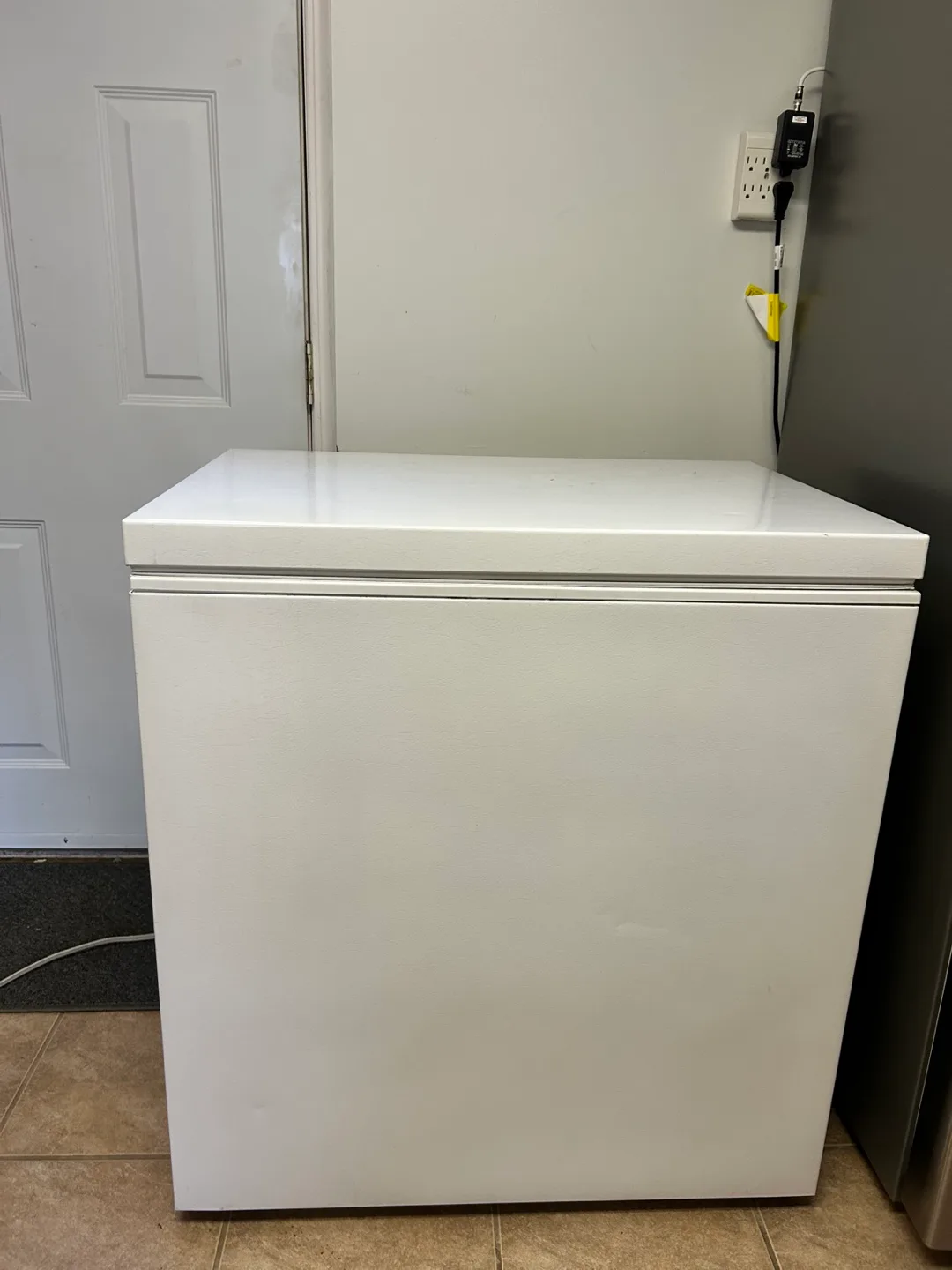 White Chest Freezer thumbnail