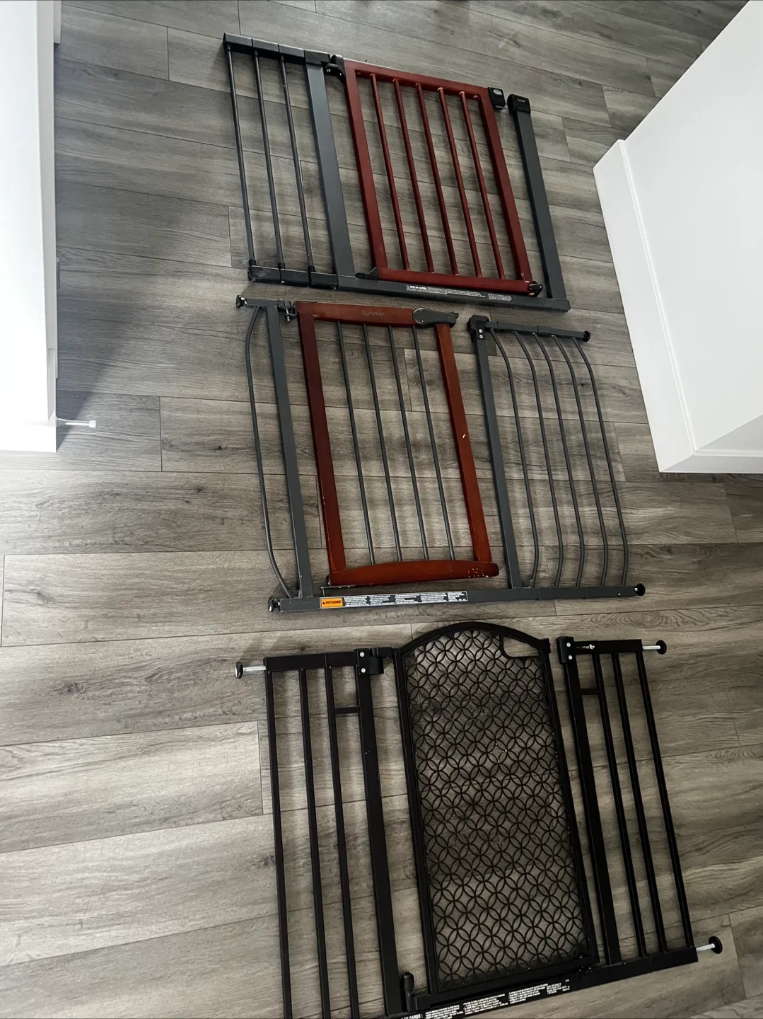 3 Baby Gates thumbnail
