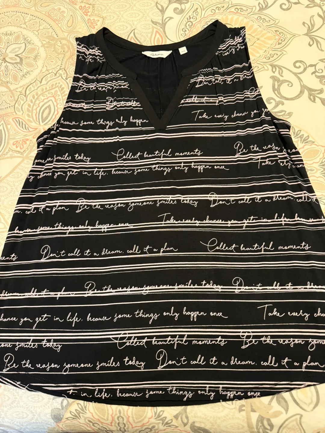 Women Tank Top - Size M 🇨🇦 image indicator(3)