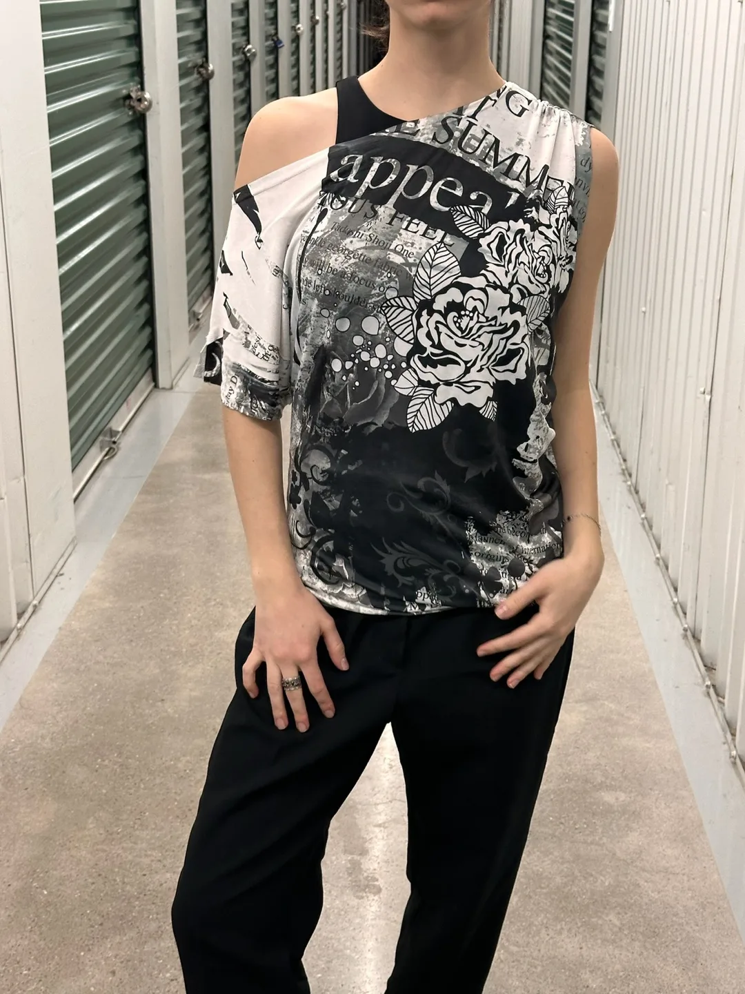 *vintage* One-Shoulder asymmetrical top thumbnail