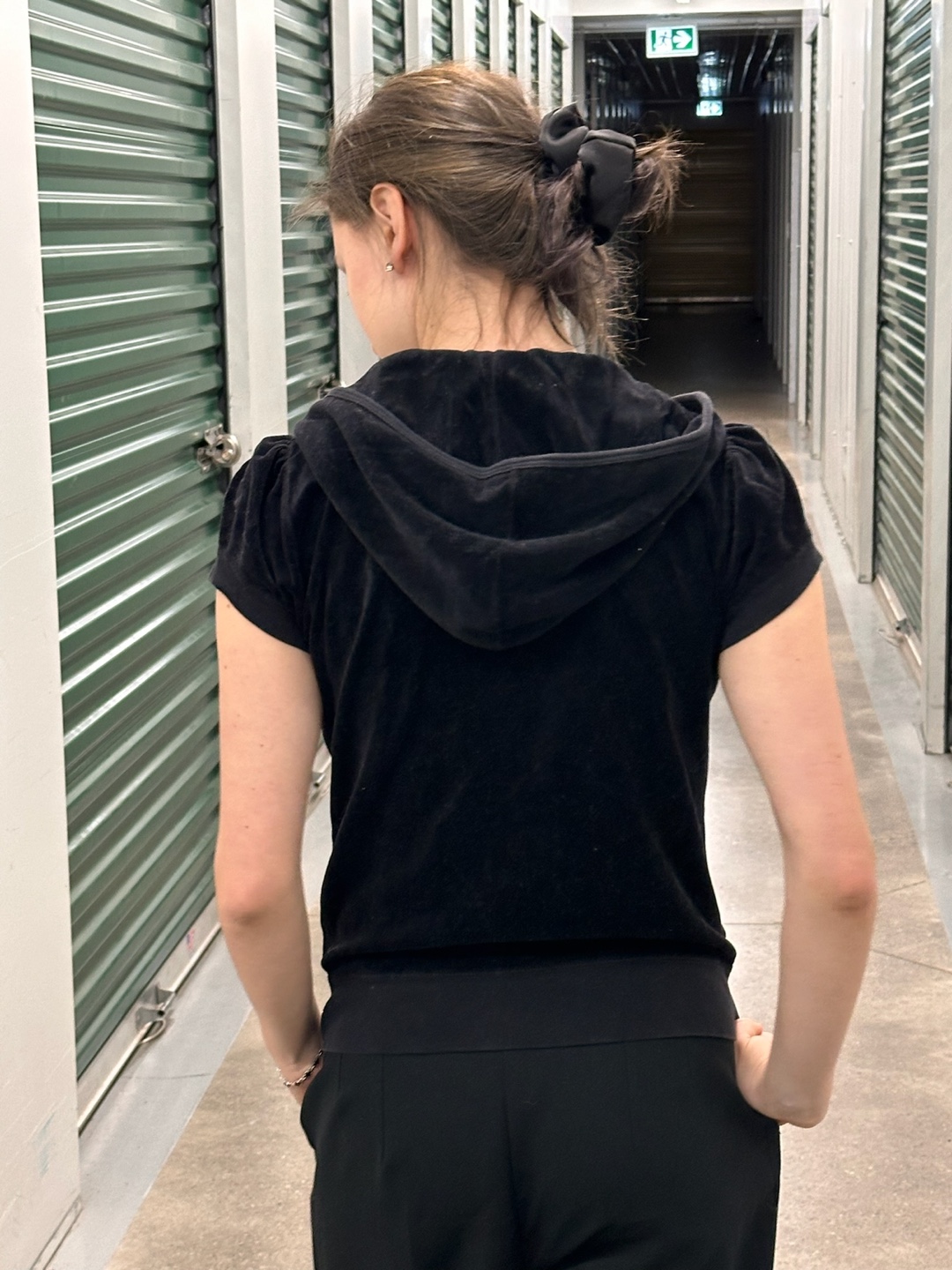 *vintage* Juicy Couture Black Velour Hoodie - Size S - photo 2