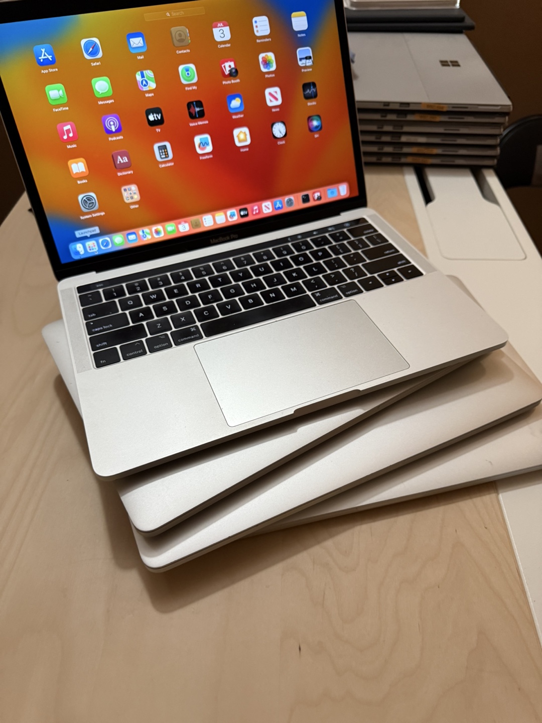 Laptop Macbook Pro 2017 slim‏ Touch Bar - photo 5