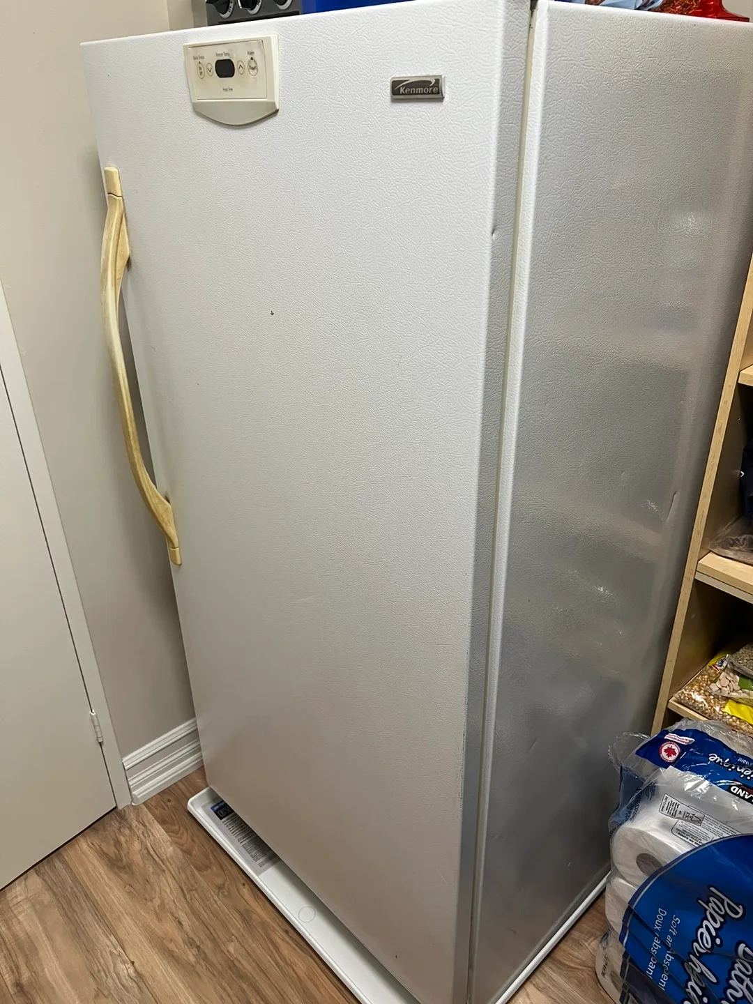 Kenmore Upright Freezer - White image indicator(3)