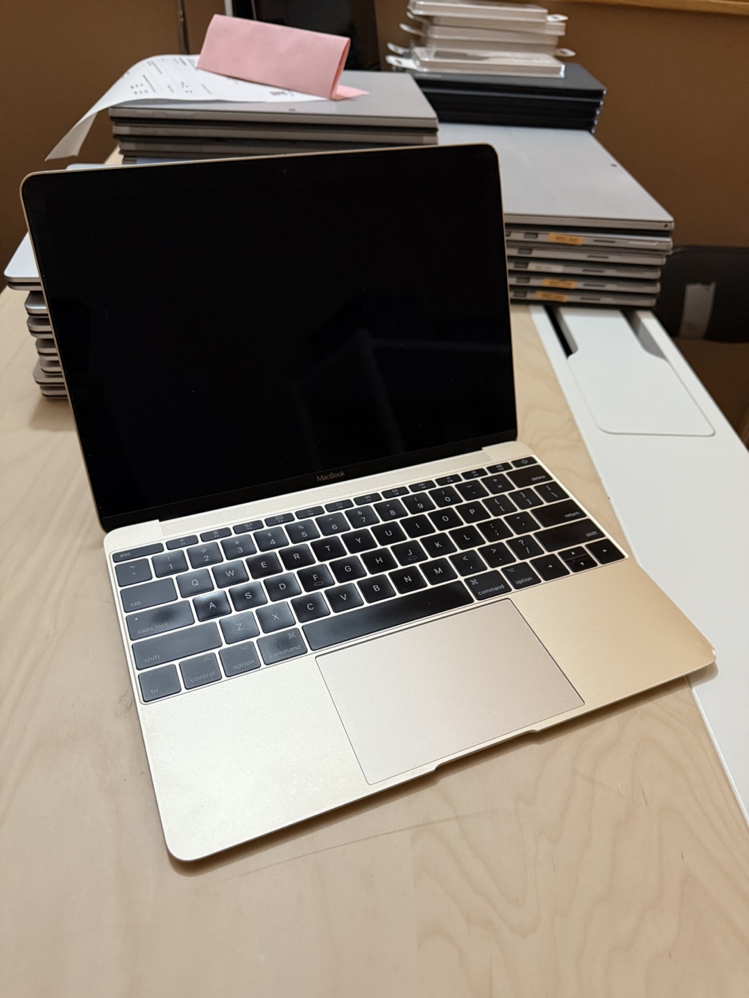 ‎‏MacBook Retina Core i7 2017 Slim  Golden Color - photo 5