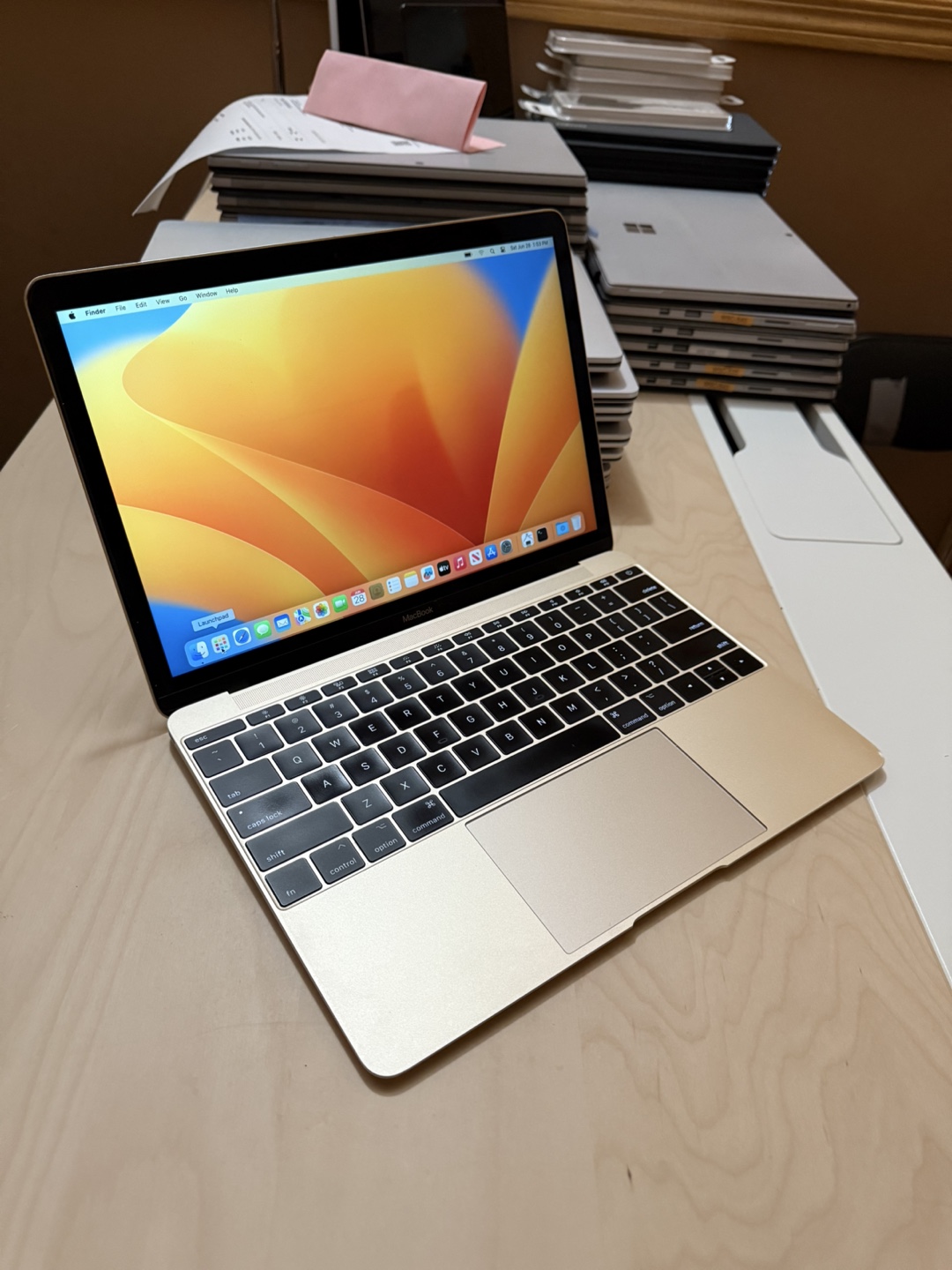‎‏MacBook Retina Core i7 2017 Slim  Golden Color - photo 2