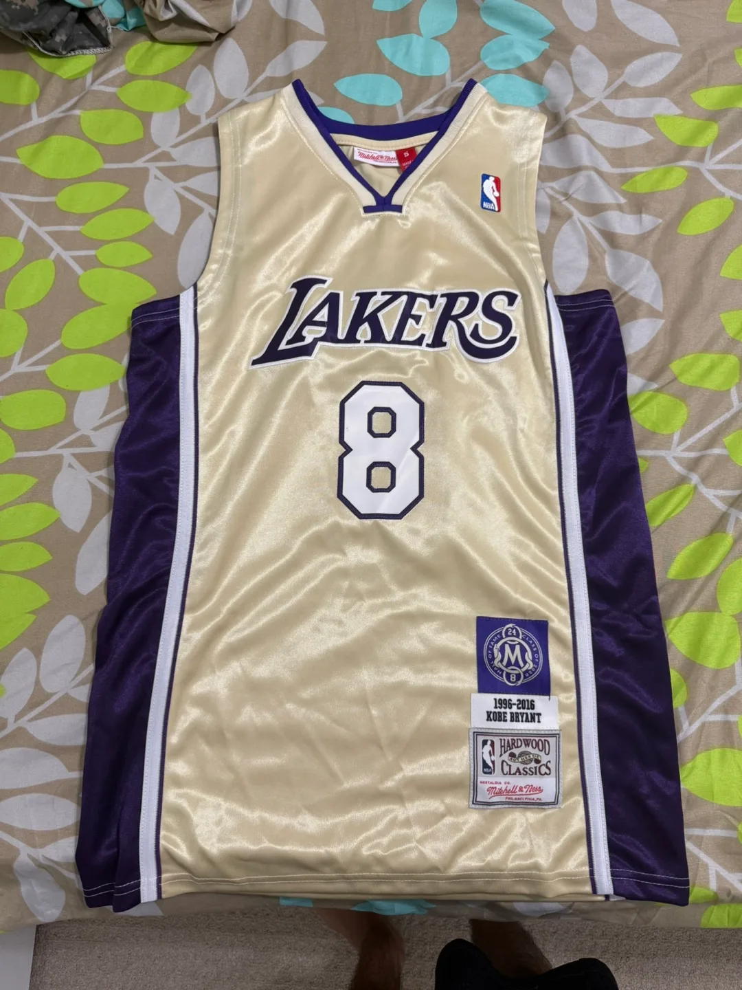 Mitchell & Ness Kobe Bryant Lakers Jersey thumbnail