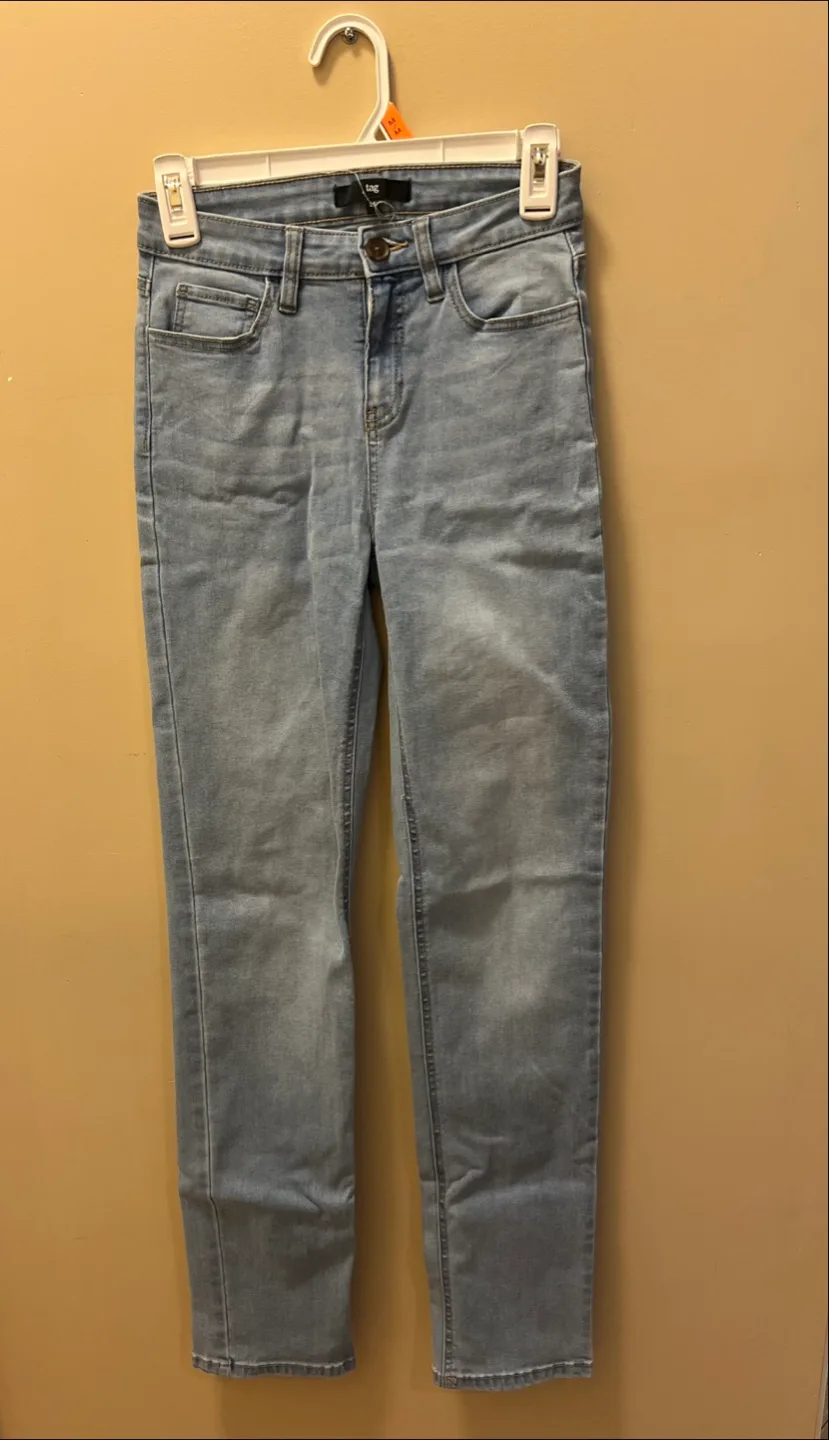 tag Light Wash Denim Jeans thumbnail