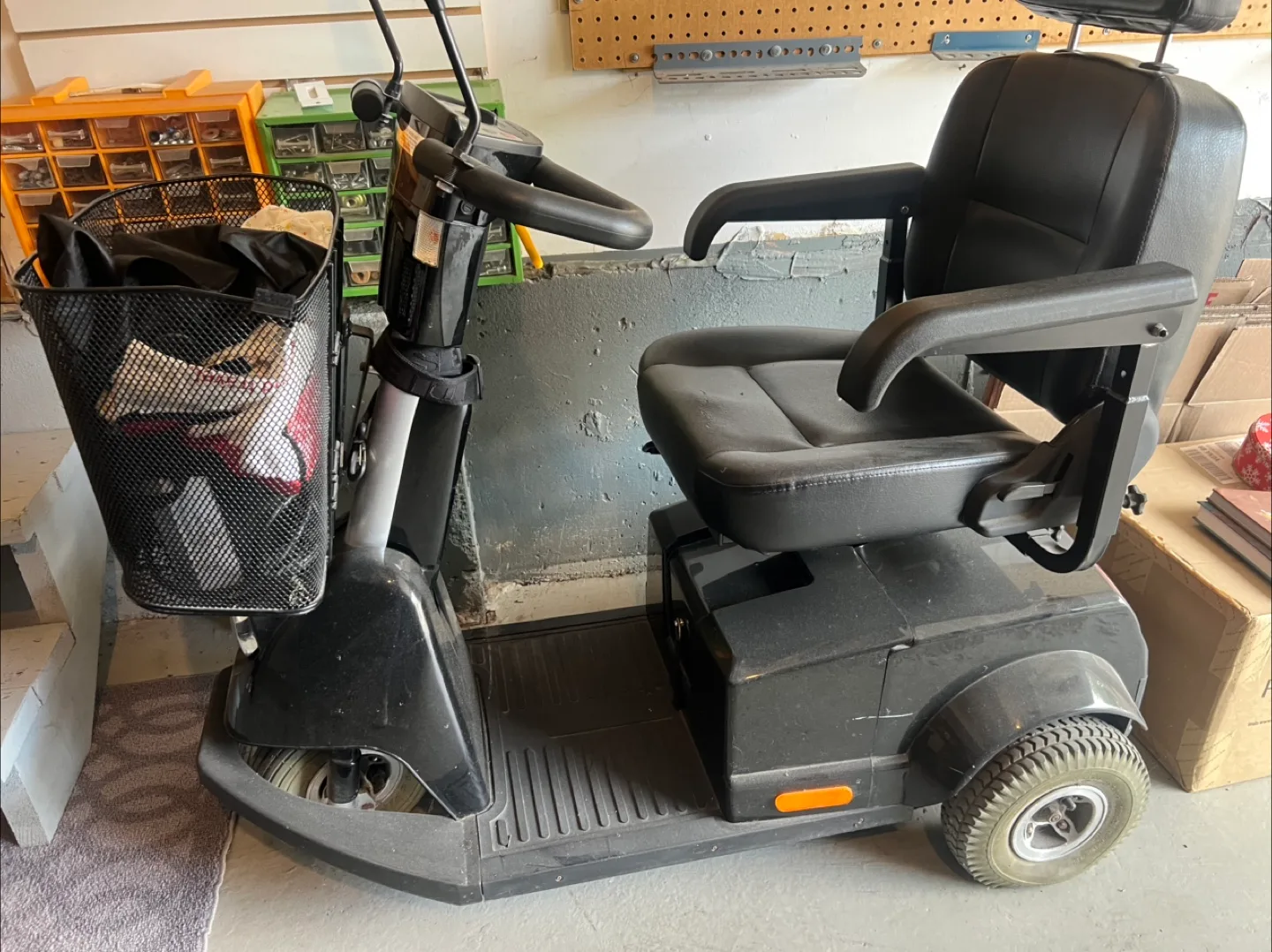 Mobility Scooter - Excellent Condition image indicator(4)
