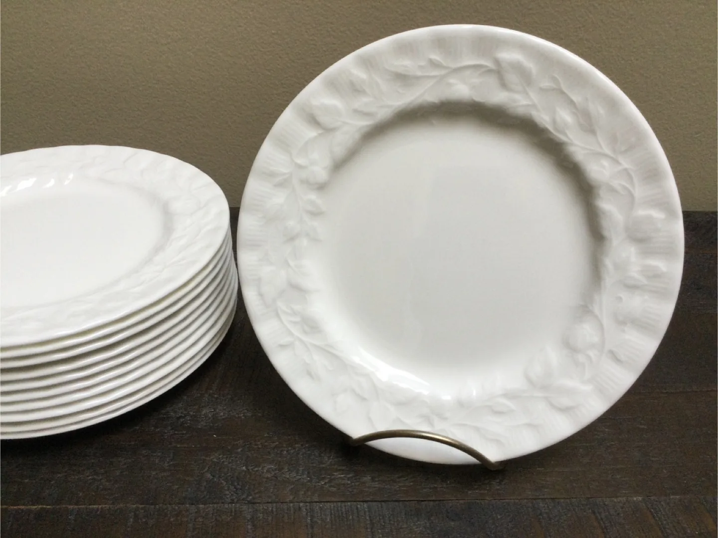 Royal Albert bread & butters small plates Bone China image indicator(4)