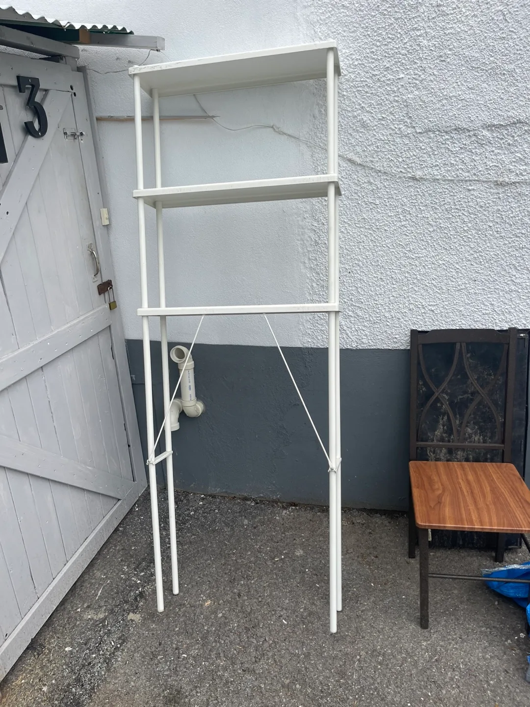 White Metal Shelf Unit thumbnail