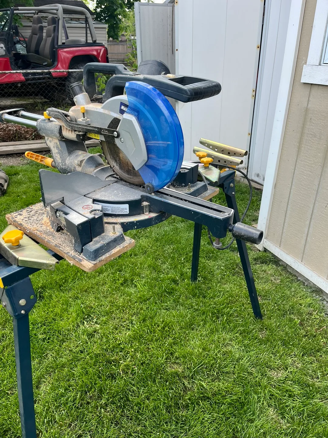 Mastercraft Miter Saw & Stand thumbnail