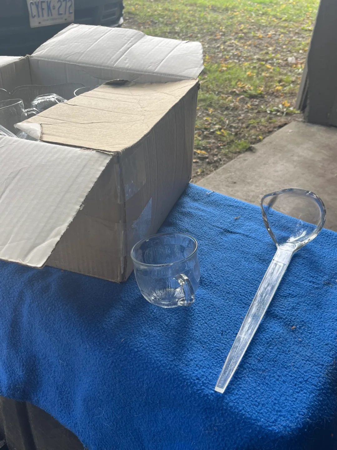 Arcoroc Fleur Punch bowl Set for 12 image indicator(3)