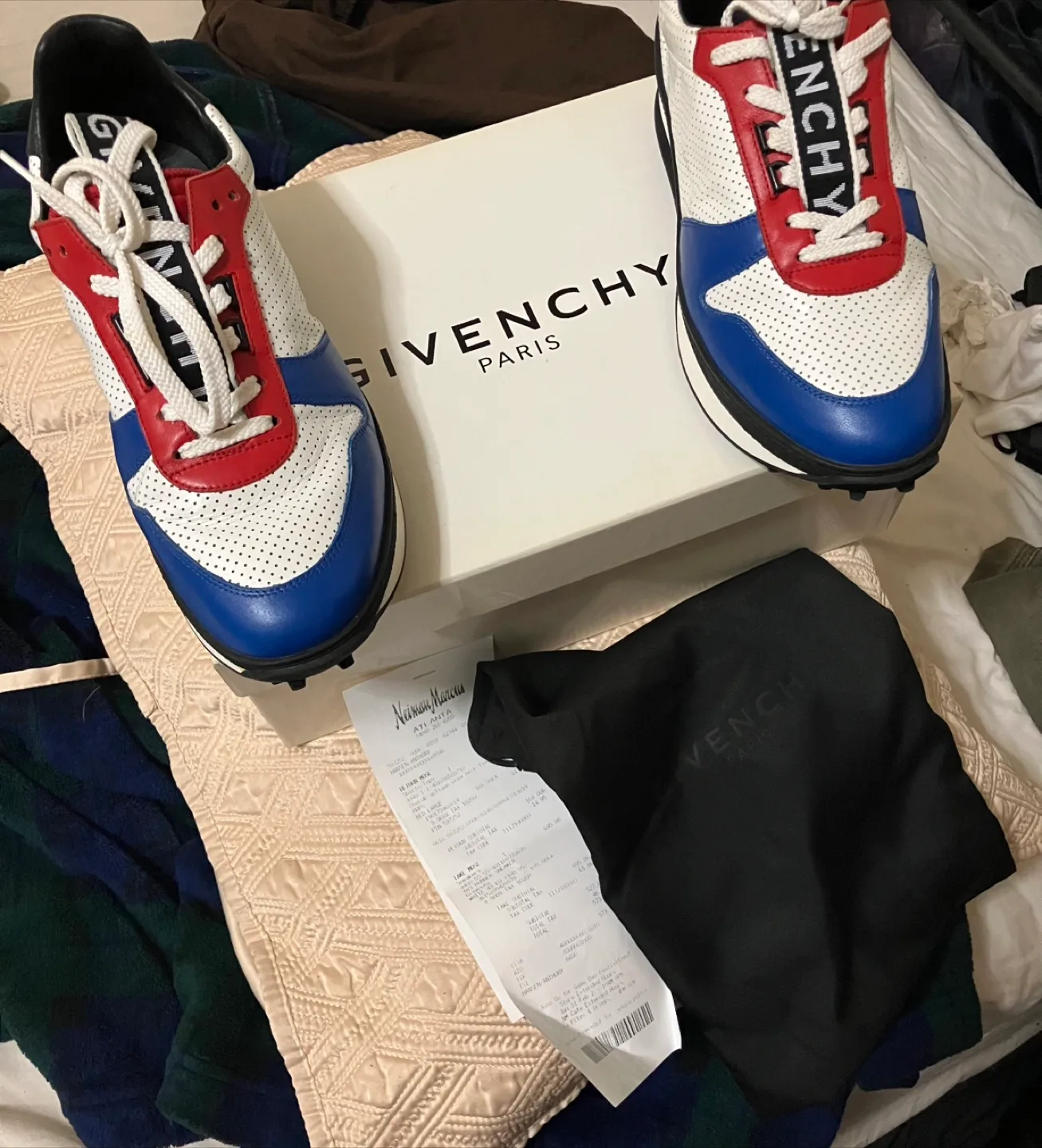 Givenchy Sneakers thumbnail