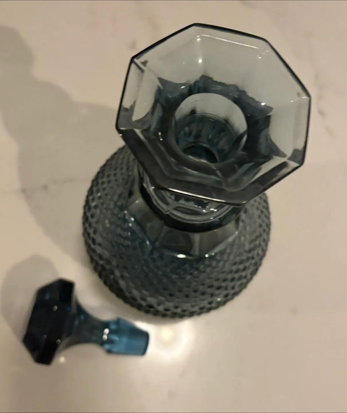 Blue Glass Decanter with Stopper image indicator(5)